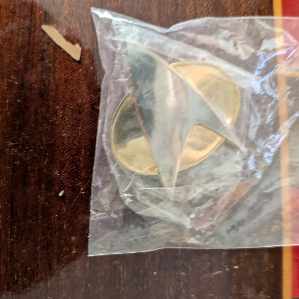 Star Trek metal insignia